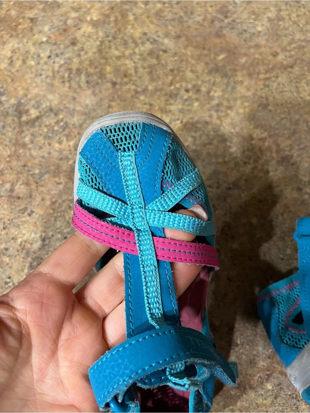 Merrell Girls Kids Blue Pink Closed Toe Sport Water Sandals Size 12